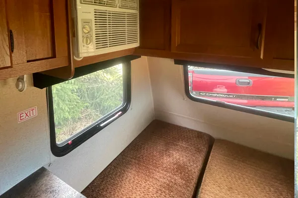 Jayco 14RB Travel Trailer 16' ( Free Quemahoming Dam delivery)