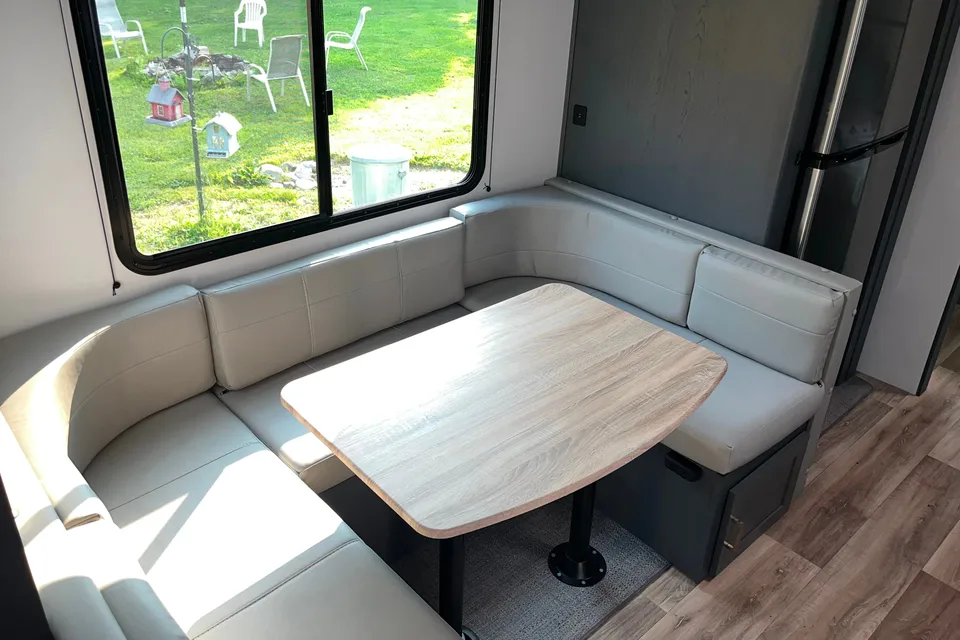 Cabin Fever Cottages - Keystone Bullet 250BHS Travel Trailer