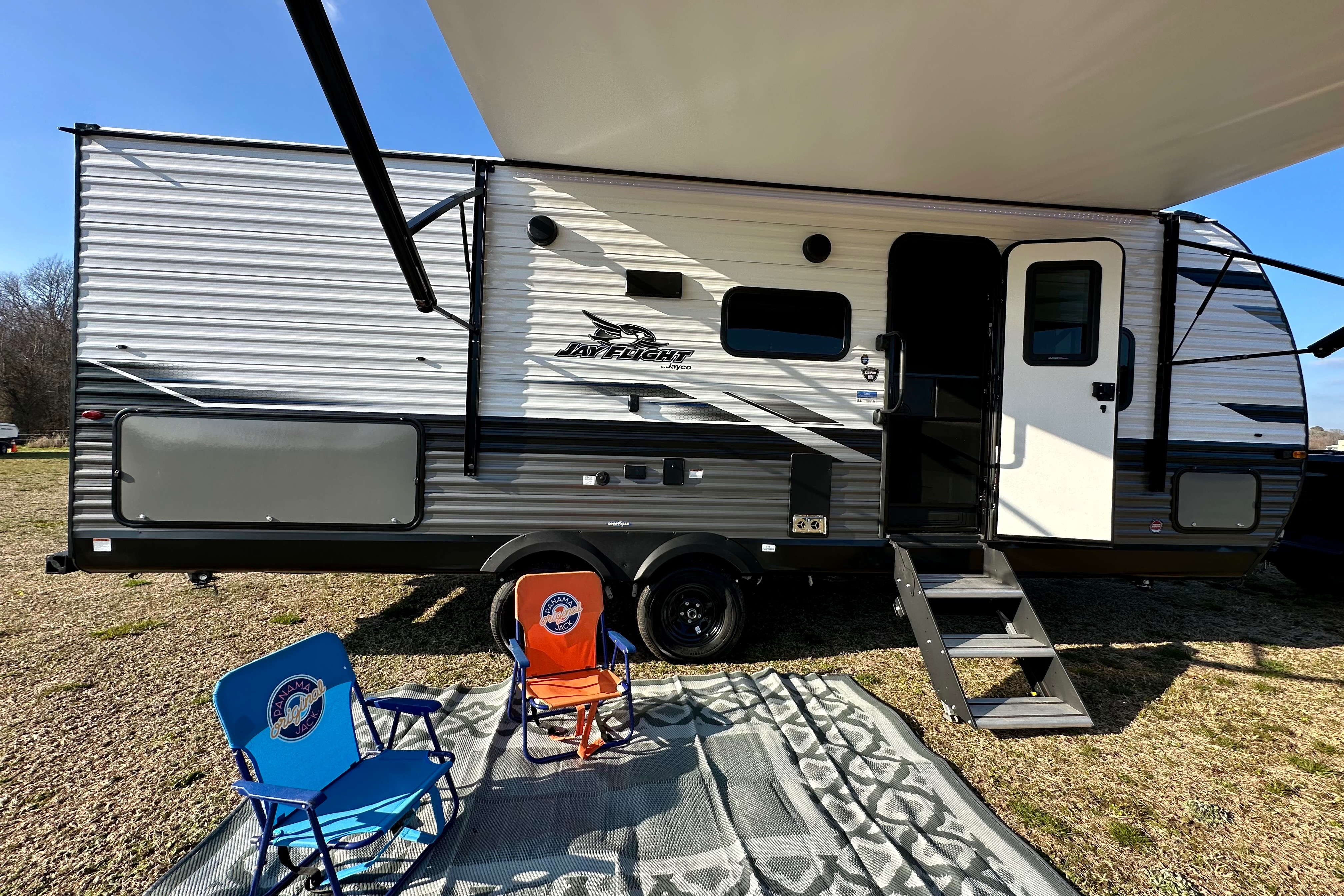 2024 BRAND NEW! Jayco Jay Flight 235MBH Travel Trailer