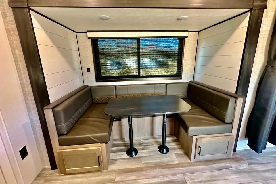 2024 BRAND NEW! Jayco Jay Flight 235MBH Travel Trailer