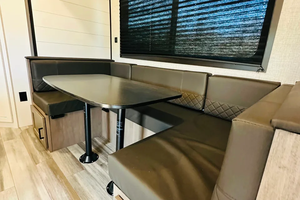 2024 BRAND NEW! Jayco Jay Flight 235MBH Travel Trailer