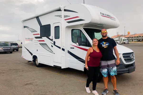 2020 Thor Motor Coach Freedom Elite Class C Delivery Included