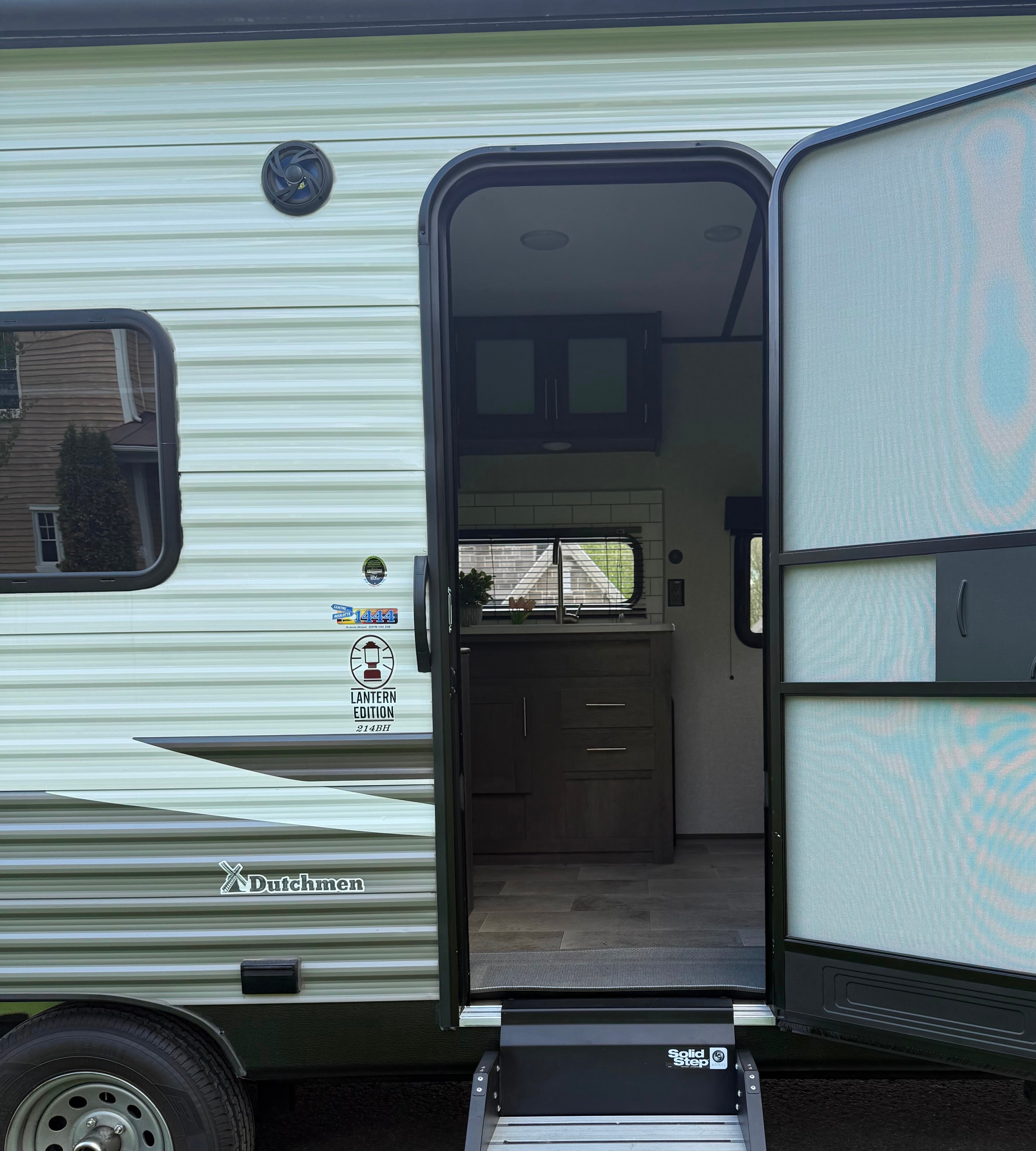 Sabrina's Lantern 214BH Travel Trailer
