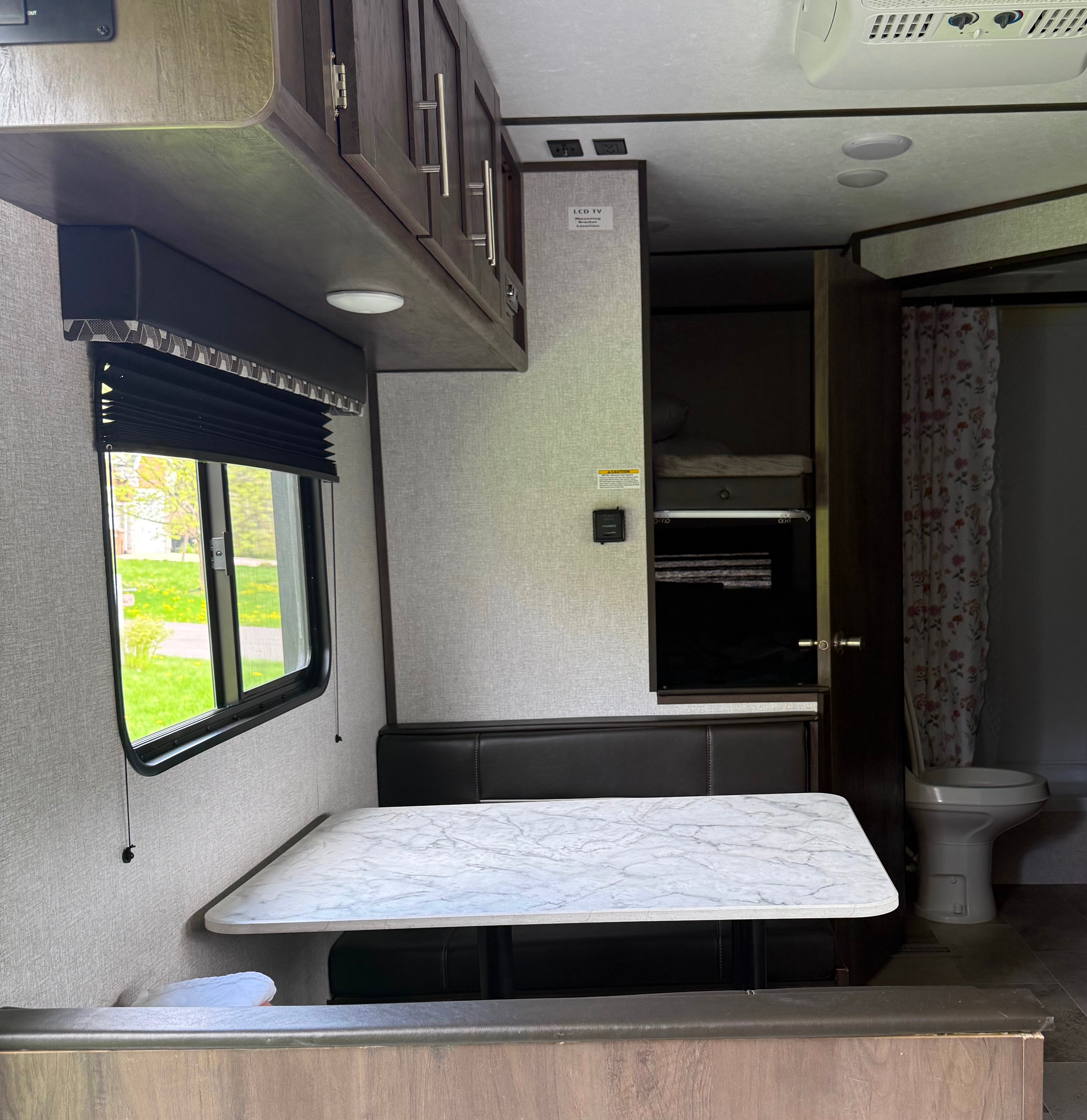 Sabrina's Lantern 214BH Travel Trailer