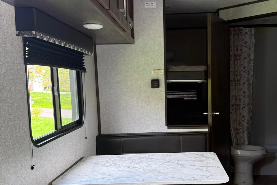 Sabrina's Lantern 214BH Travel Trailer