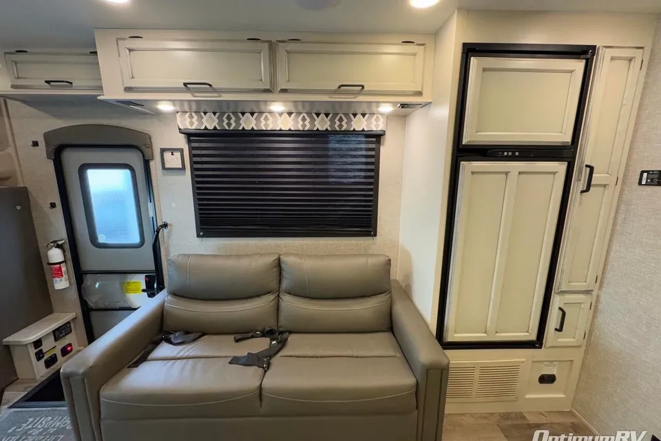 Family Fun Entegra Coach Odyssey 31f Class C