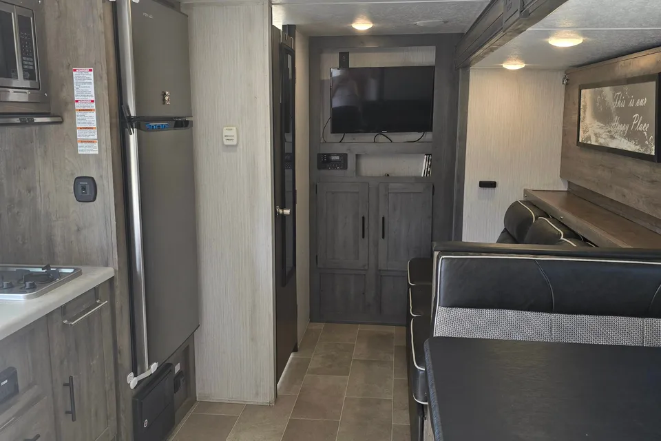 Palomino Puma 18SSX Travel Trailer