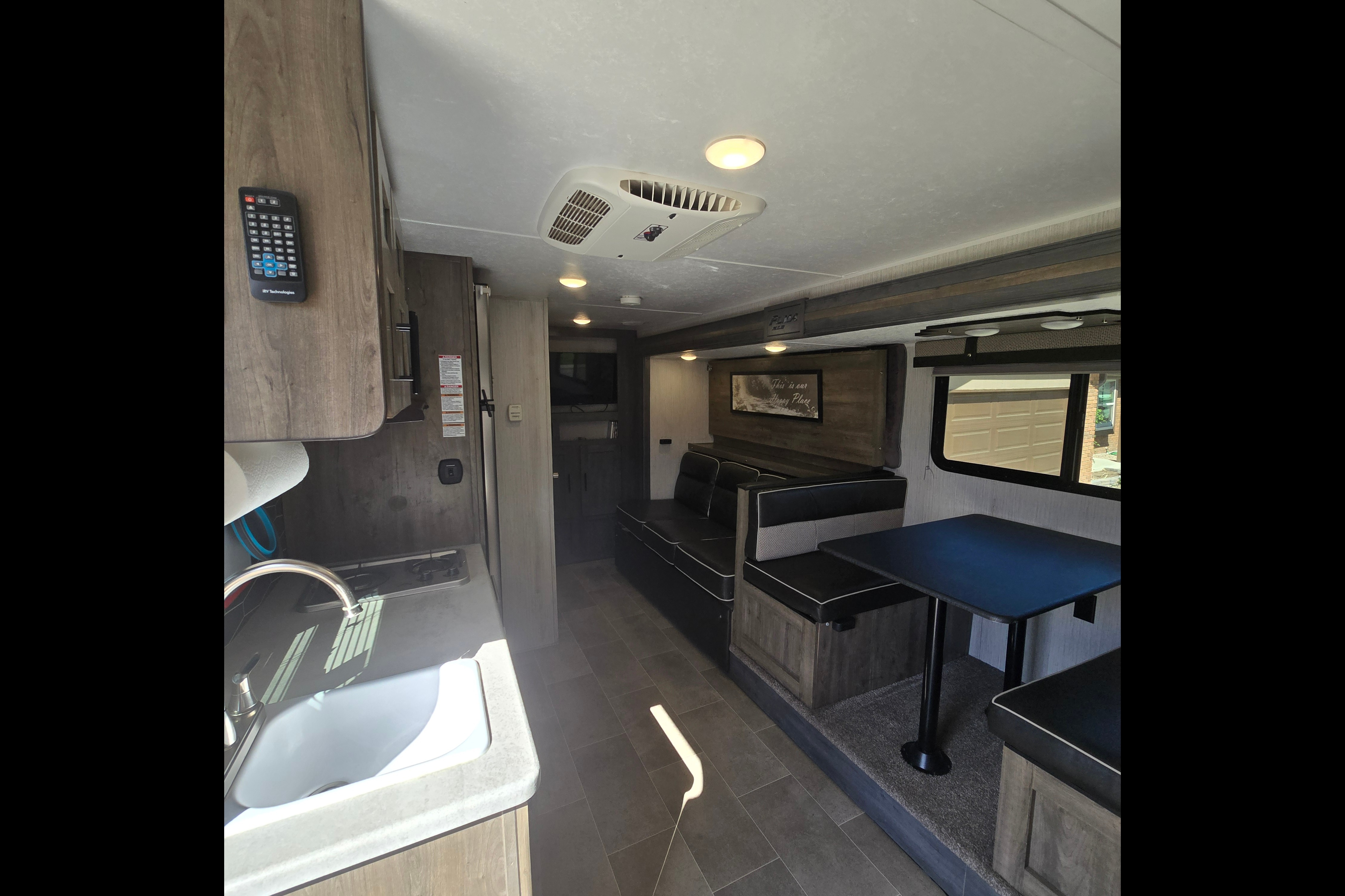Palomino Puma 18SSX Travel Trailer
