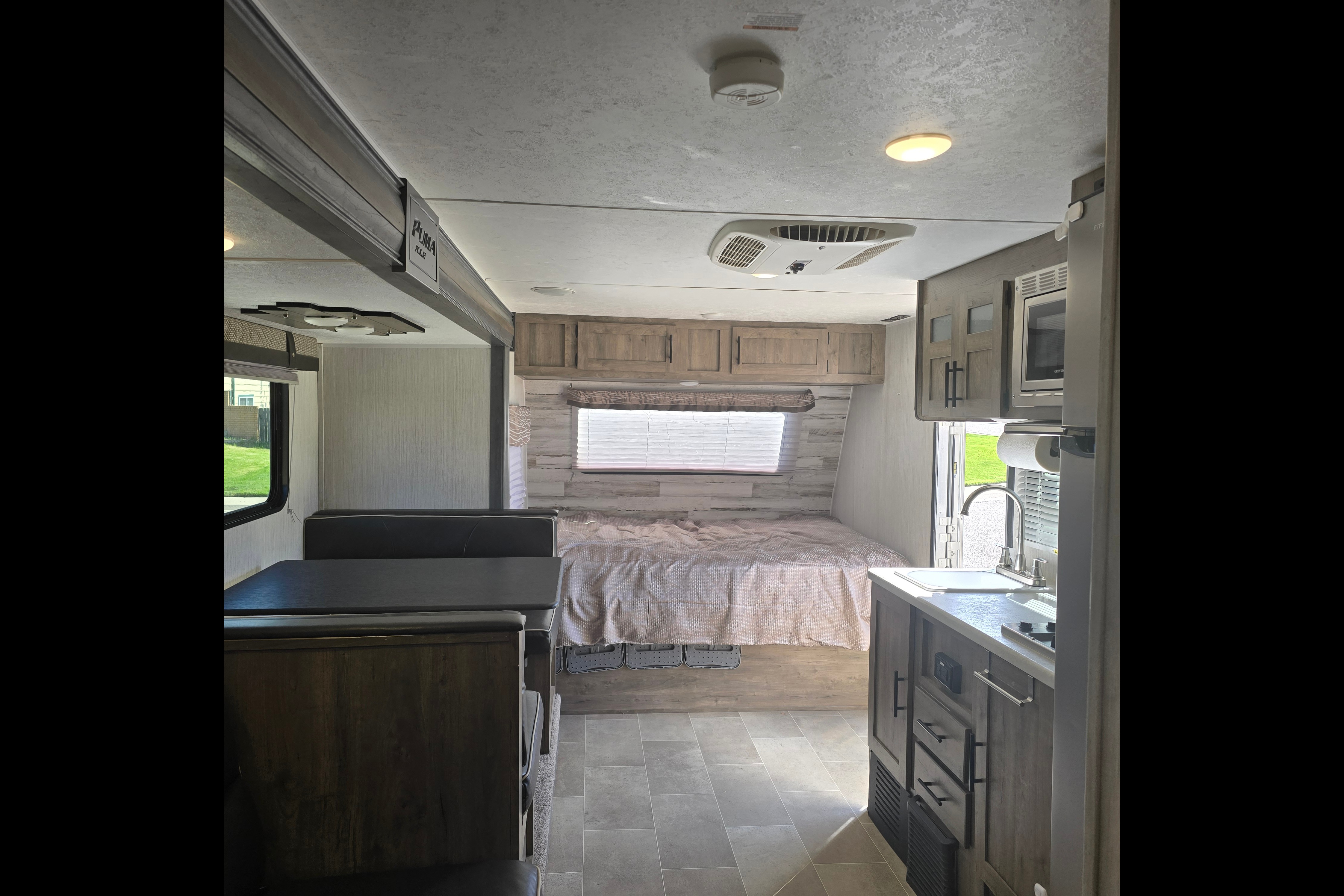 Palomino Puma 18SSX Travel Trailer