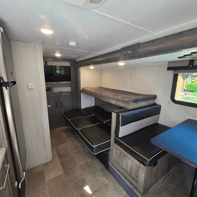 Palomino Puma 18SSX Travel Trailer