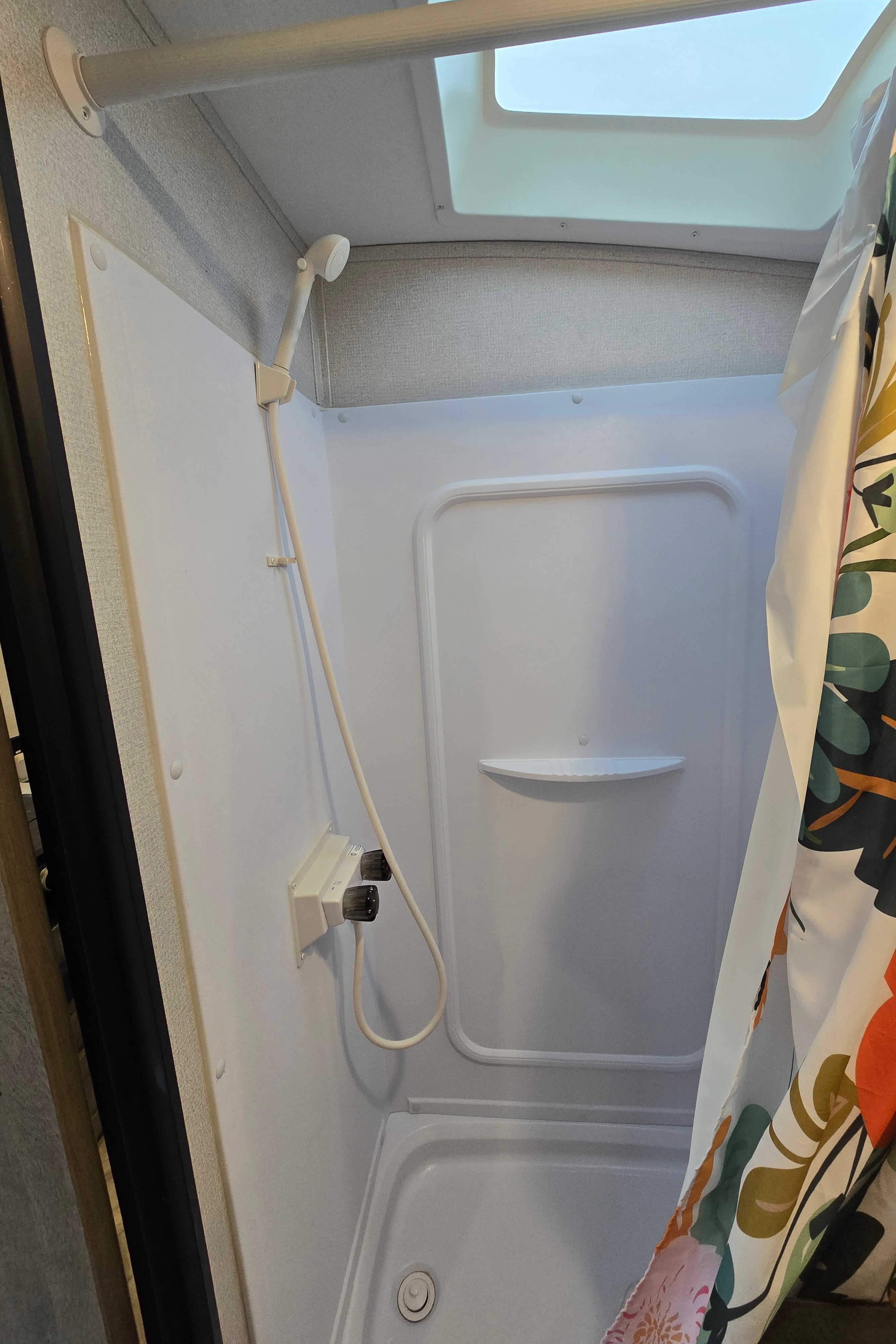 Kevin's Keystone Springdale 222RDWE Travel Trailer