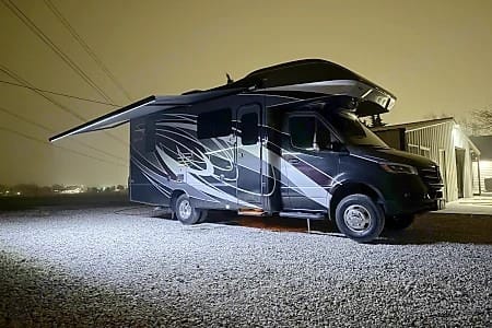 WiFi - Luxurious - Diesel - Great MPG