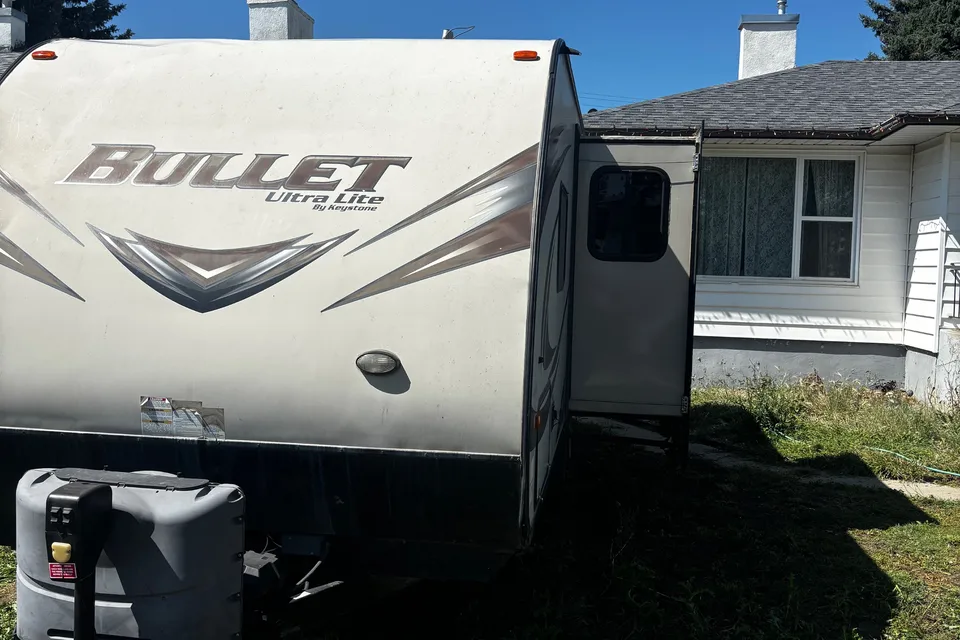 Kyle's Keystone Bullet Travel Trailer