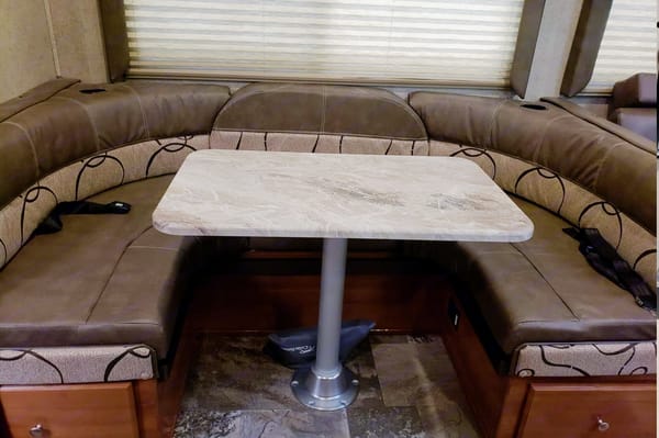 Glamping in style - 2019 Coachmen Leprechaun 319MB