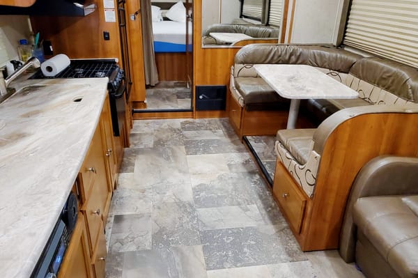 Glamping in style - 2019 Coachmen Leprechaun 319MB