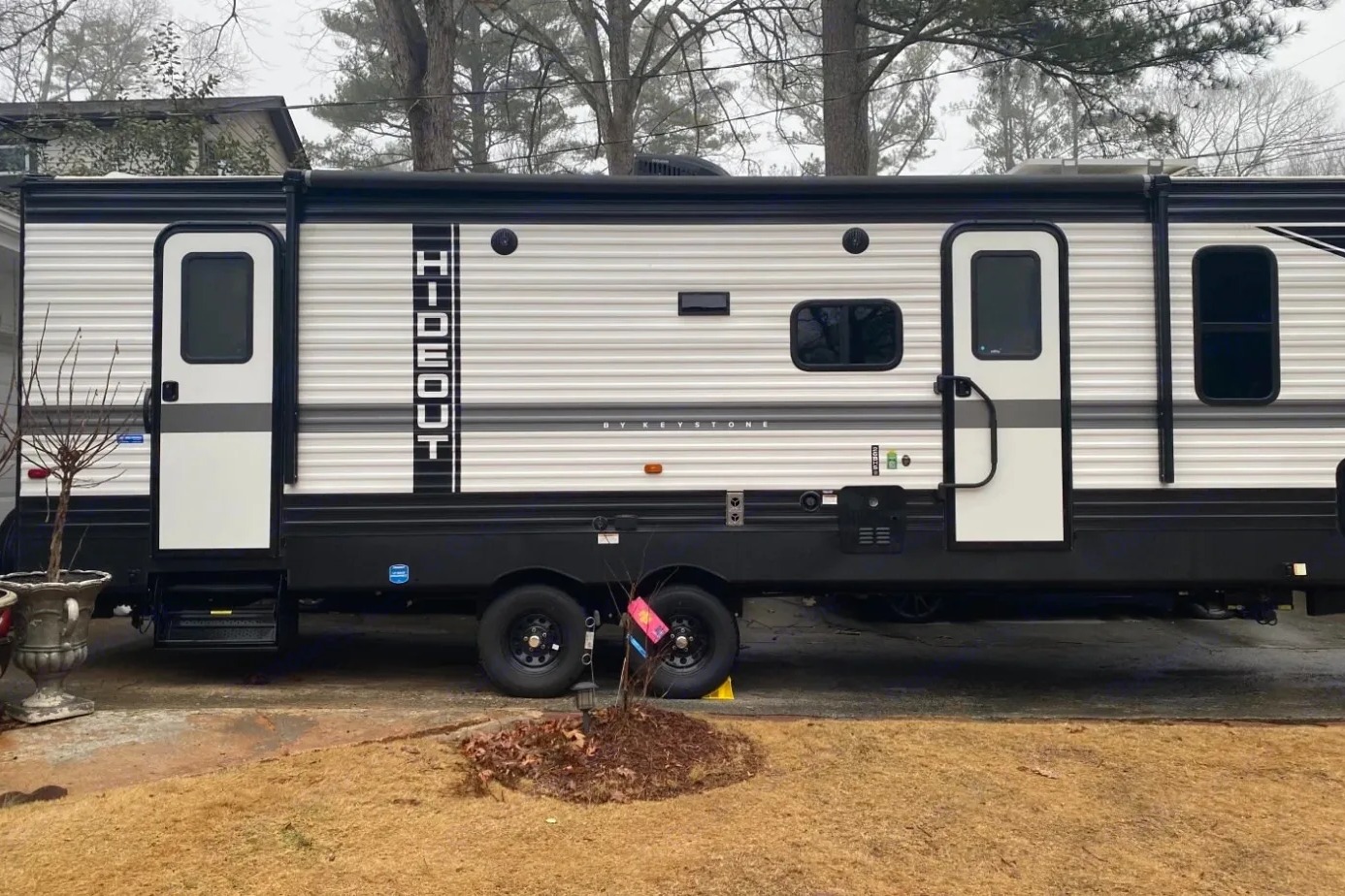 *Adventurous* 2023 Keystone Hideout: Sleeps 8