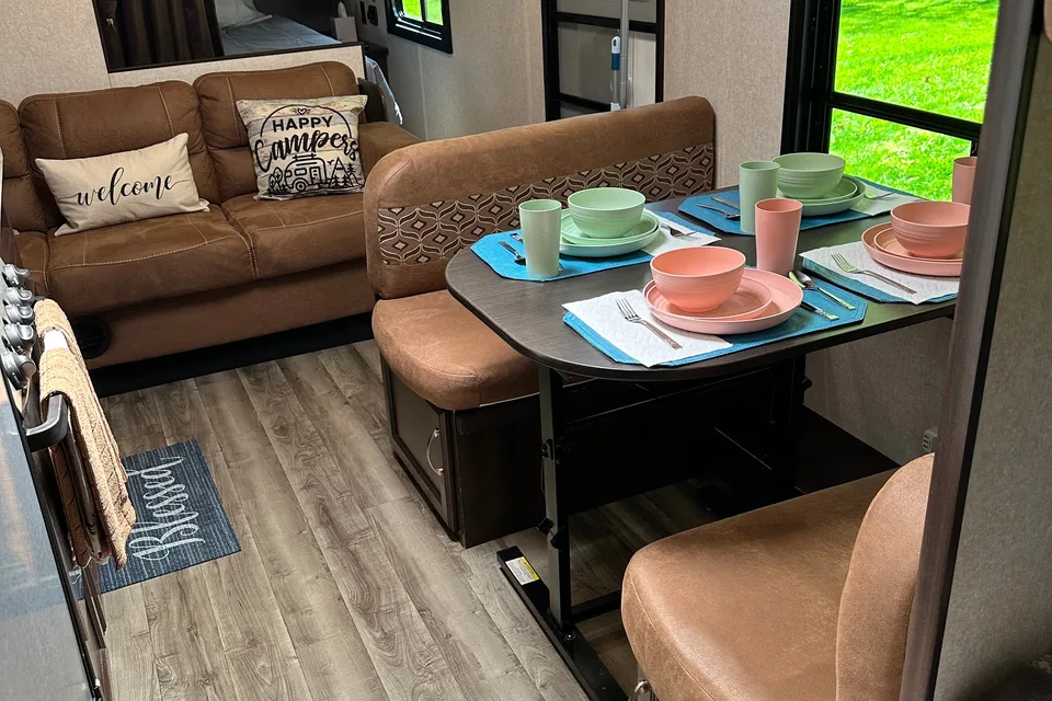 The Cozy Memory Maker - Large Family & Pet Friendly!!