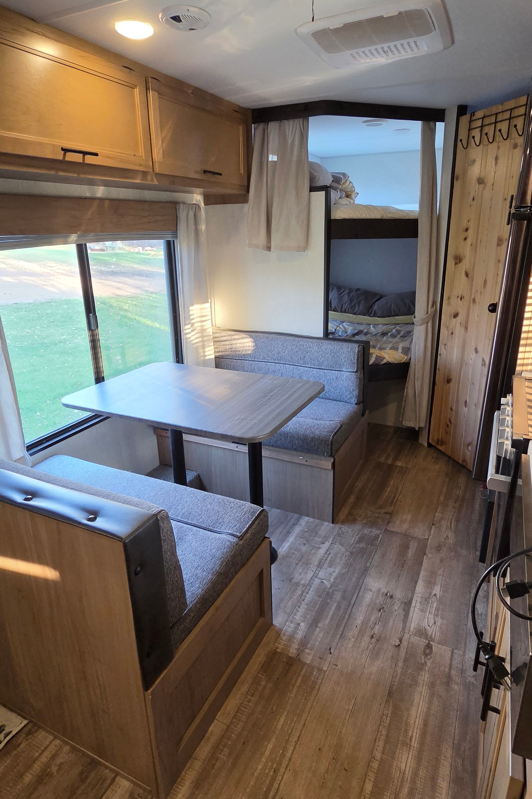 Forest River Grey Wolf 26DSJE Travel Trailer
