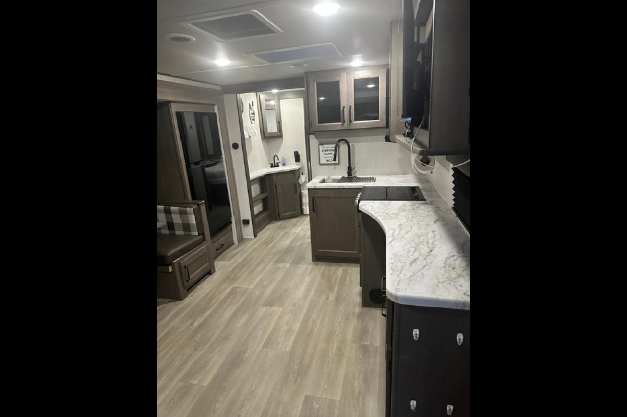 2024 Transcend Xplor 265BH Travel Trailer