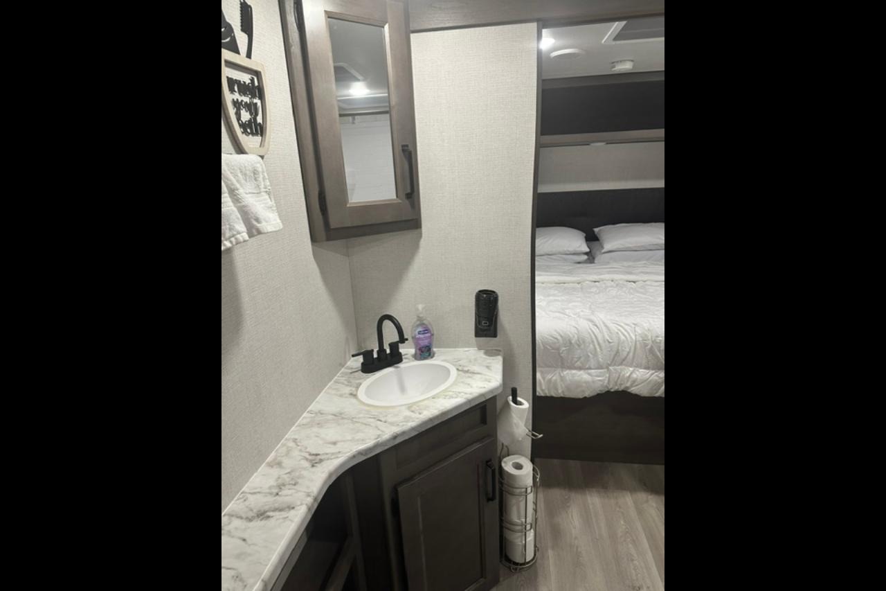 2024 Transcend Xplor 265BH Travel Trailer