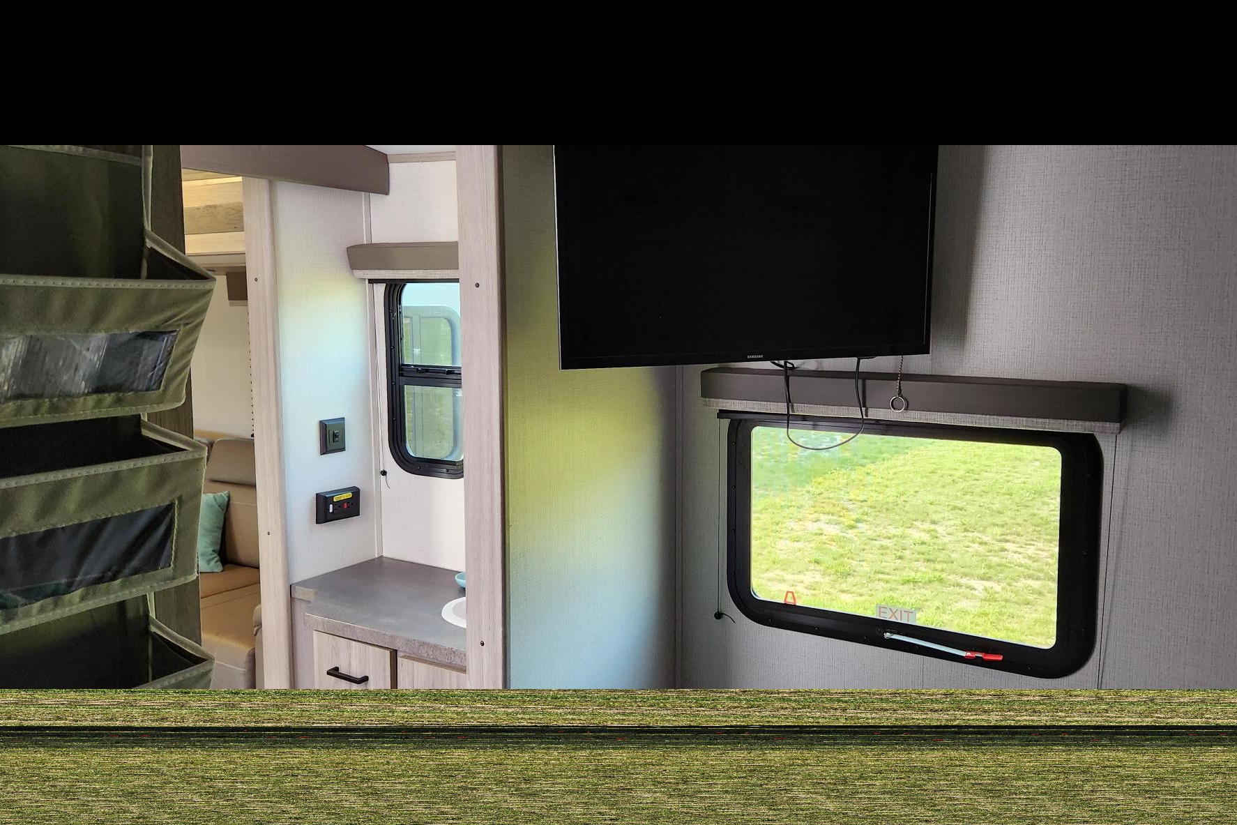 Matt and Candi's all inclusive family camper 2B2B Off Grid Generator Available