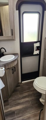 Matt and Candi's all inclusive family camper 2B2B Off Grid Generator Available