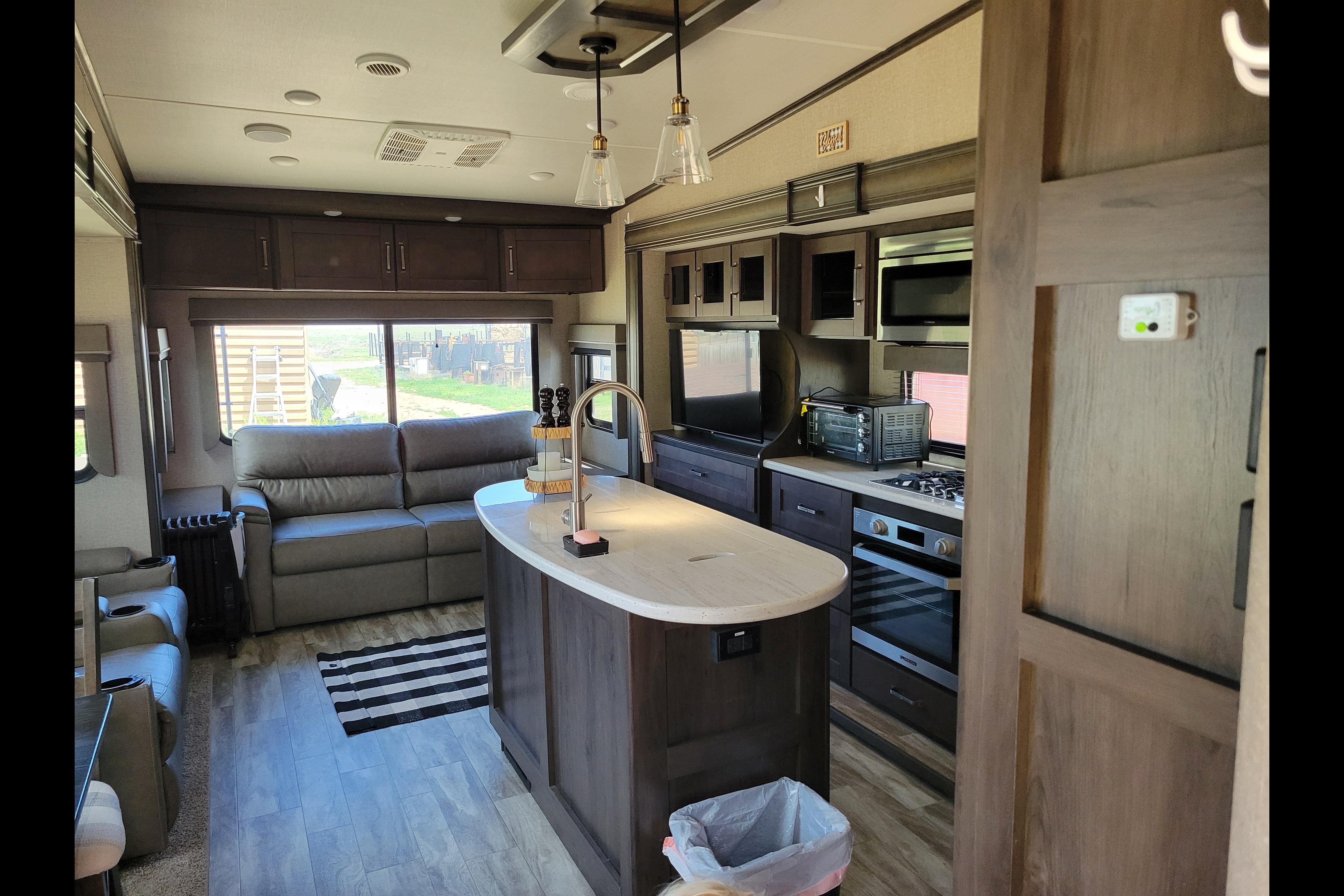Grand Design 367BHS Fifth Wheel