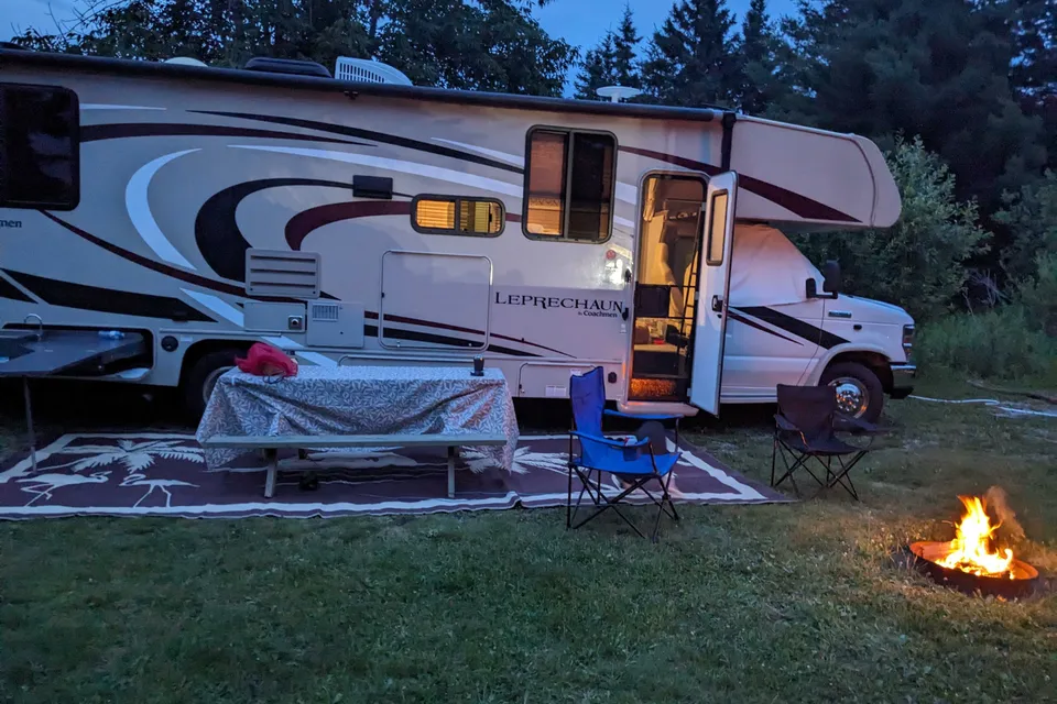 Lorraine & Todd's Coachman Leprechaun Class C