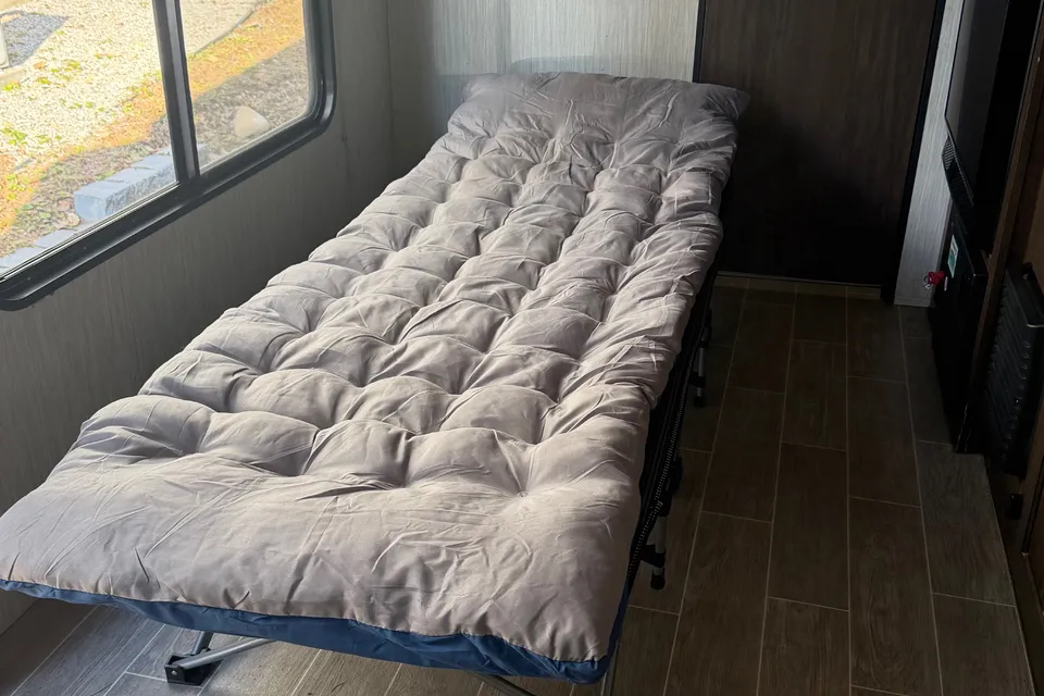 Wolf Pup 16FQ