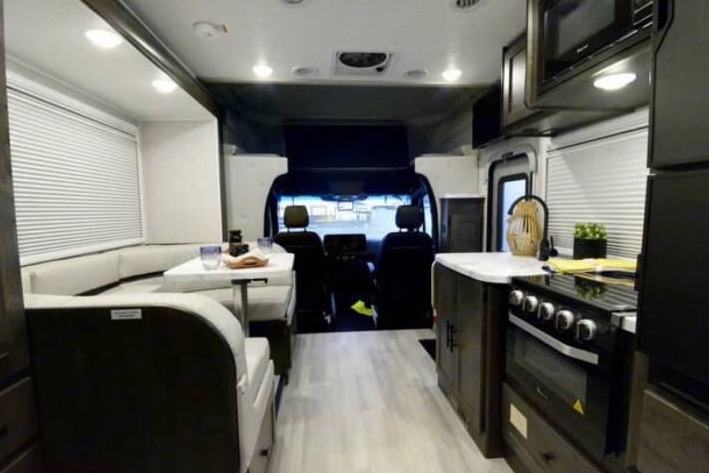LAZ Life above zero - Mercedes Diesel 14MPG