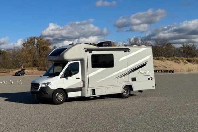 LAZ Life above zero - Mercedes Diesel 14MPG