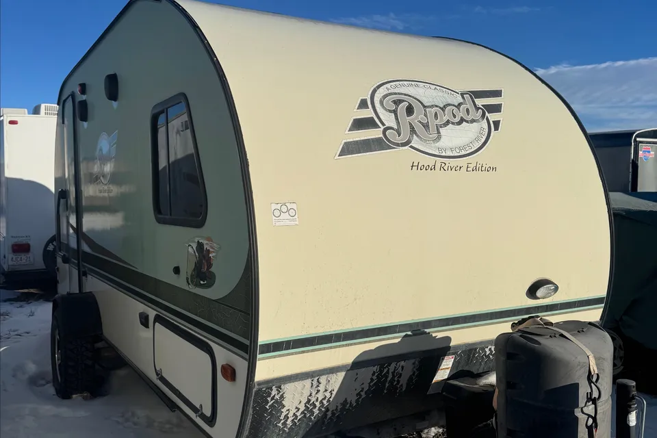 Wild North R pod hood river edition Micro Trailer