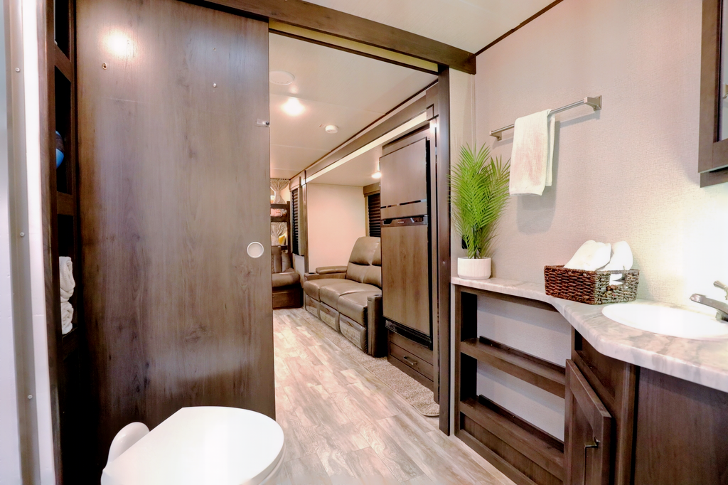 Say hello to "Gracie"! Our 22 Grand Design 265BH! Located near Table Rock Lake, Branson Missouri & Lake Of The Ozarks