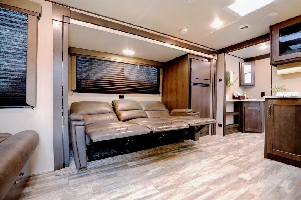 Say hello to "Gracie"! Our 22 Grand Design 265BH! Located near Table Rock Lake, Branson Missouri & Lake Of The Ozarks