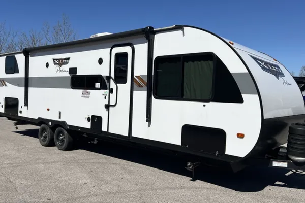 Pat's Wildwood Platinum 31KOBTSX Travel Trailer