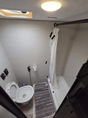 2021!! MOTORIZED FISHING BOAT! E-BIKES! MOVIE PROJECTOR! BBQs! Moe's KZ Sportsmen 190 Toyhauler