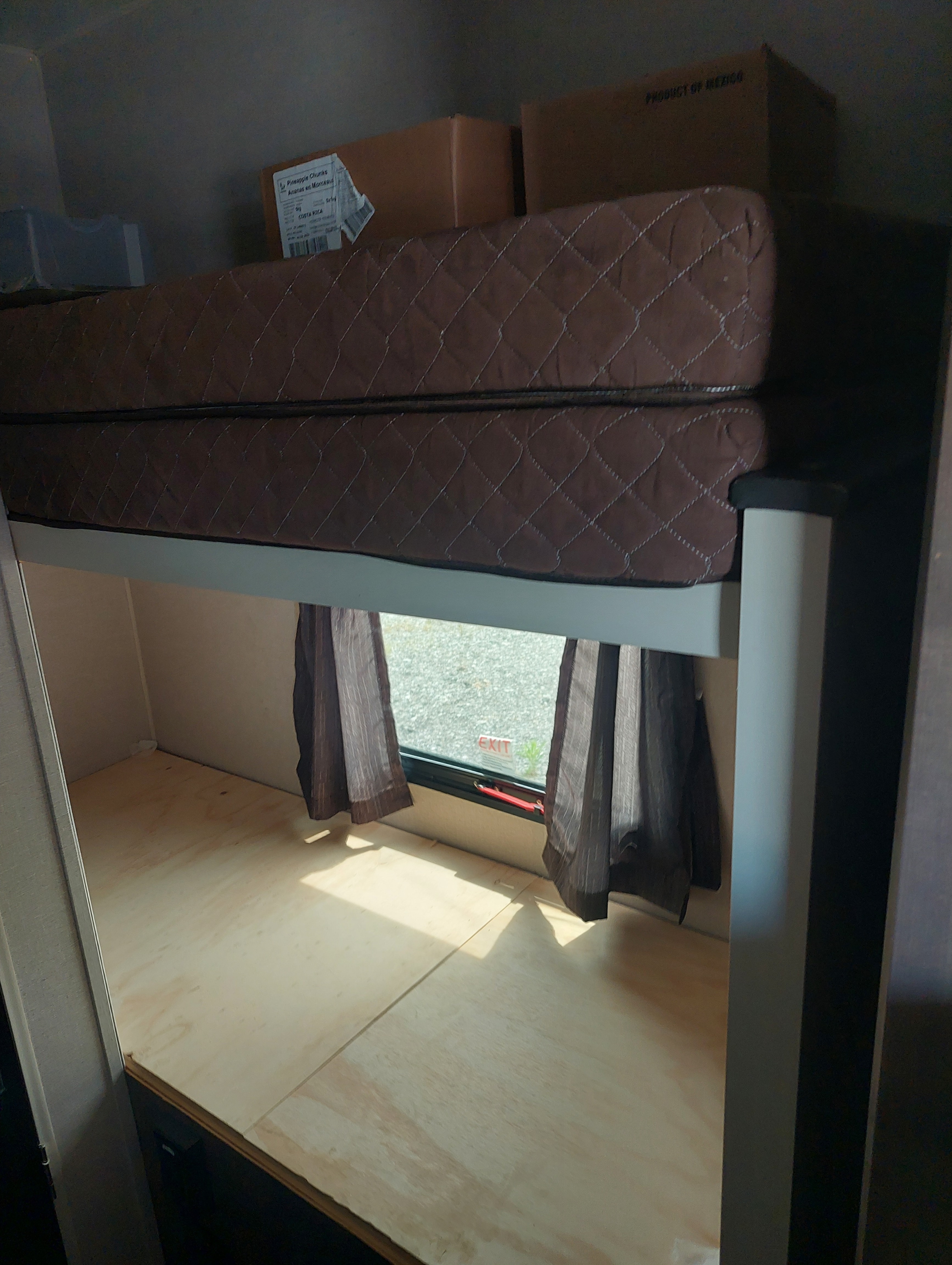 Clean KZ Sportsmen Travel Trailer