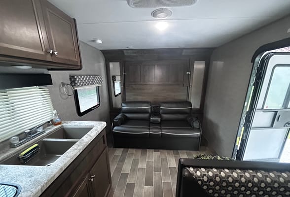 Gallant's Coleman Light Travel Trailer