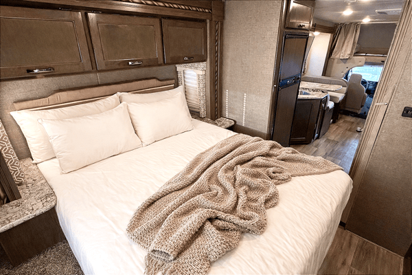 (#11) Gorgeous Class C Motorhome - Zion park, Burning man, Festivals, EDC