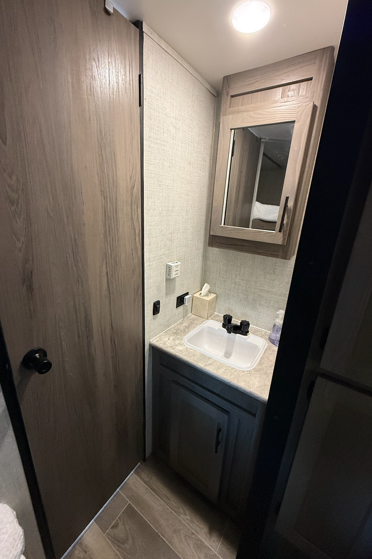 BRAND NEW RV! 2021 Gulf Stream RV Amer-Lite 24BH