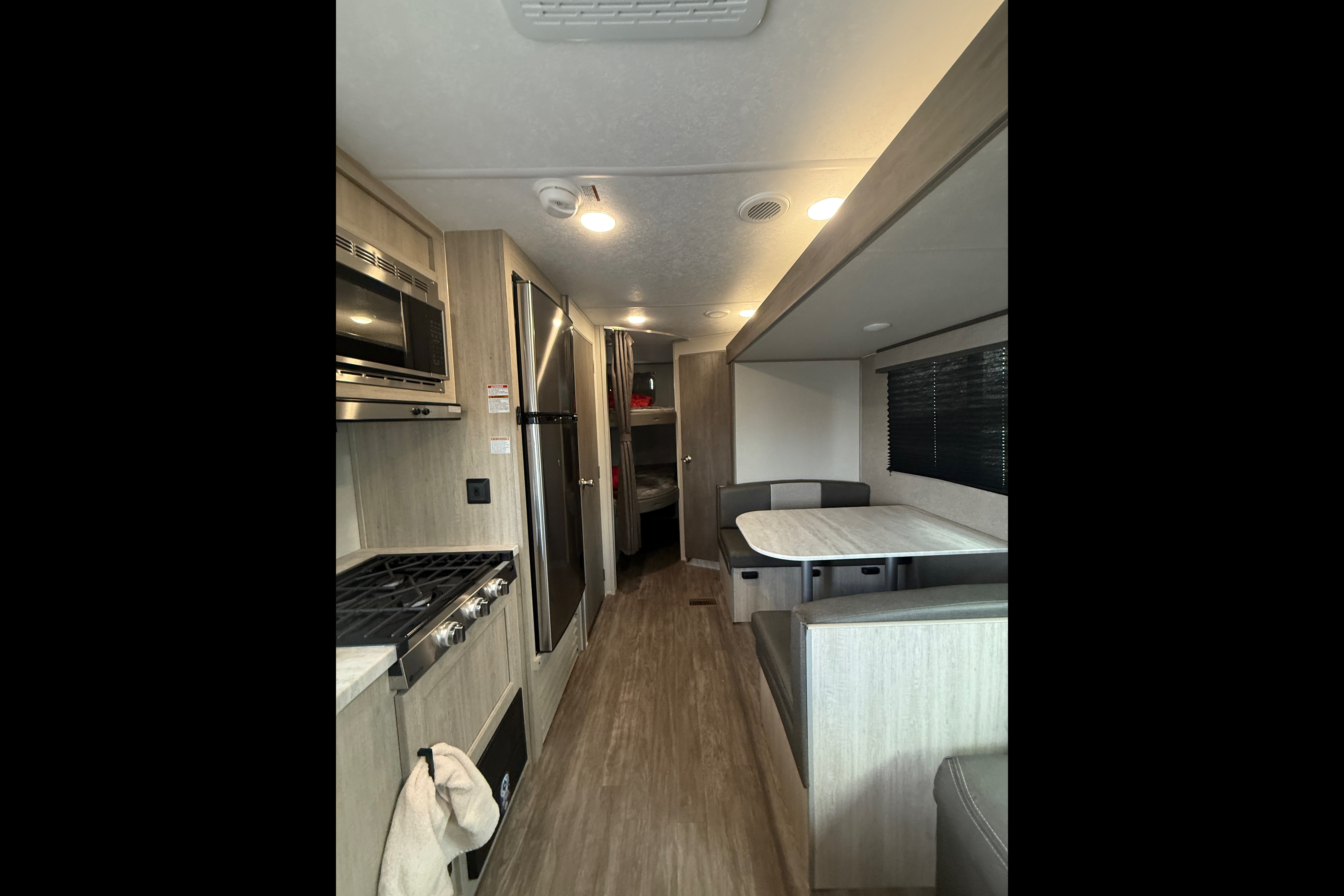 Owlternative RV’s Forest River Aurora 26bhs Travel Trailer