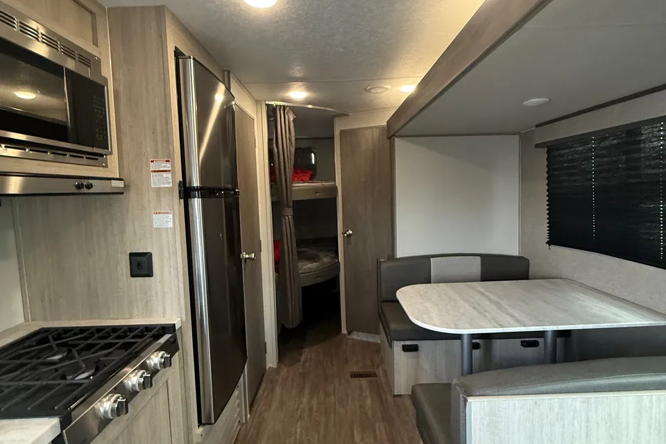Owlternative RV’s Forest River Aurora 26bhs Travel Trailer