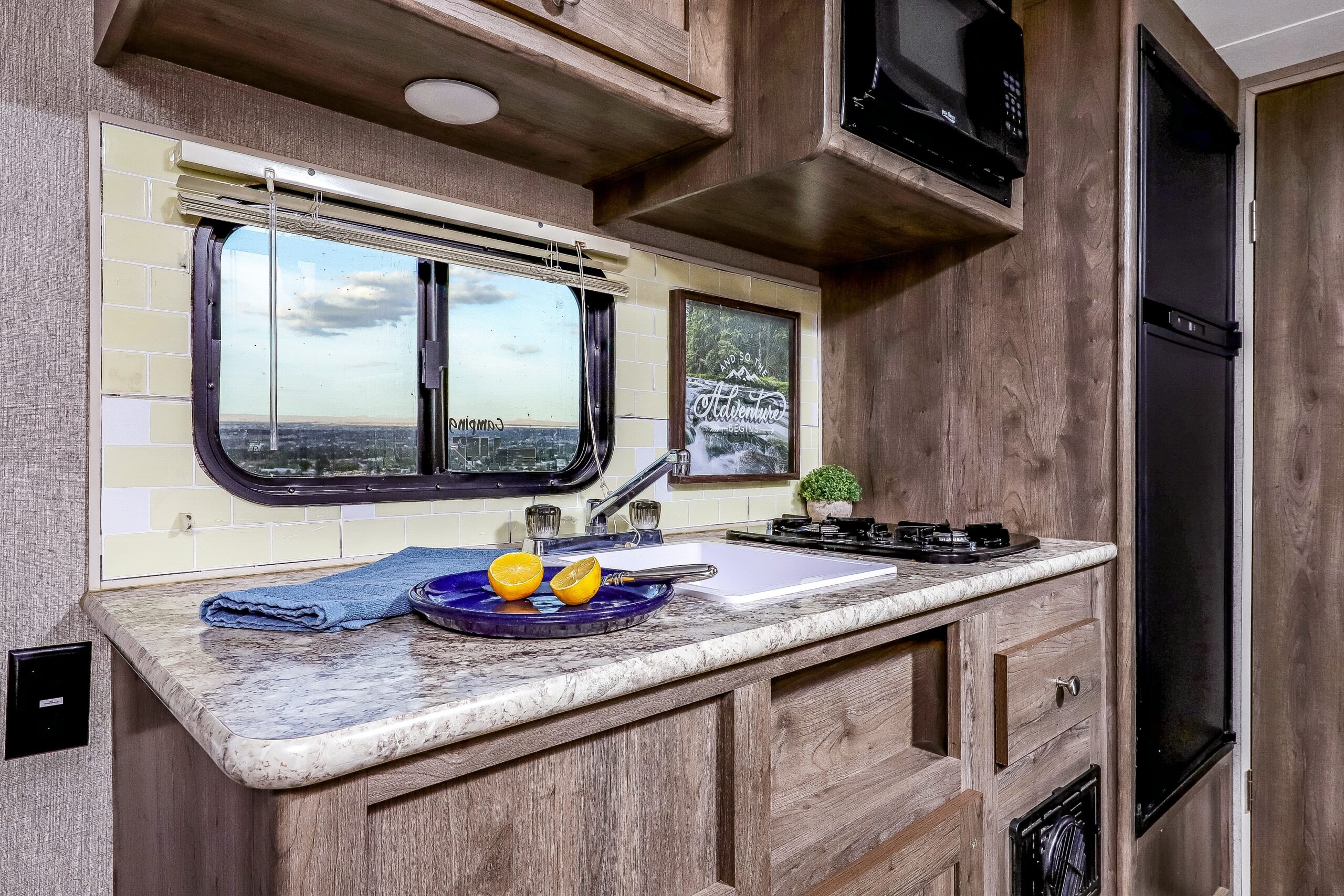 Rv Rentals Way of Life's Dutchmen Aspen Trail 1760BH Travel Trailer(LA1)