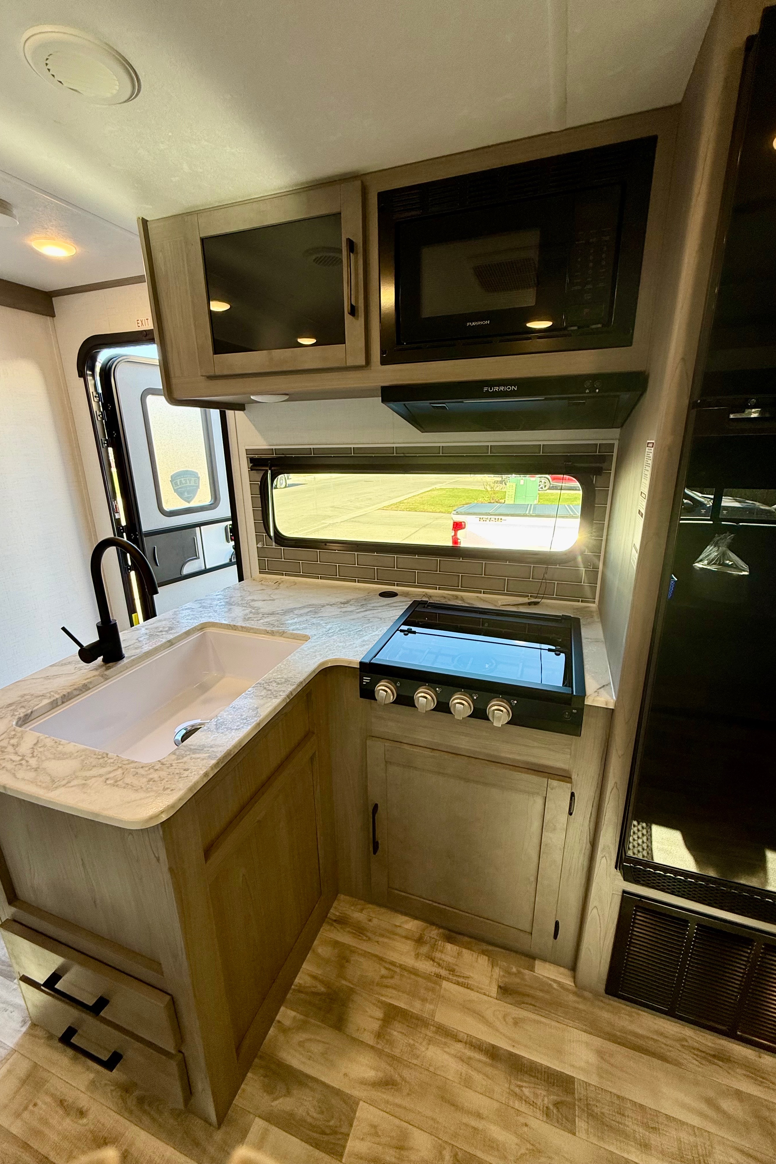 Krista's Dutchmen Kodiak 27SBH Travel Trailer