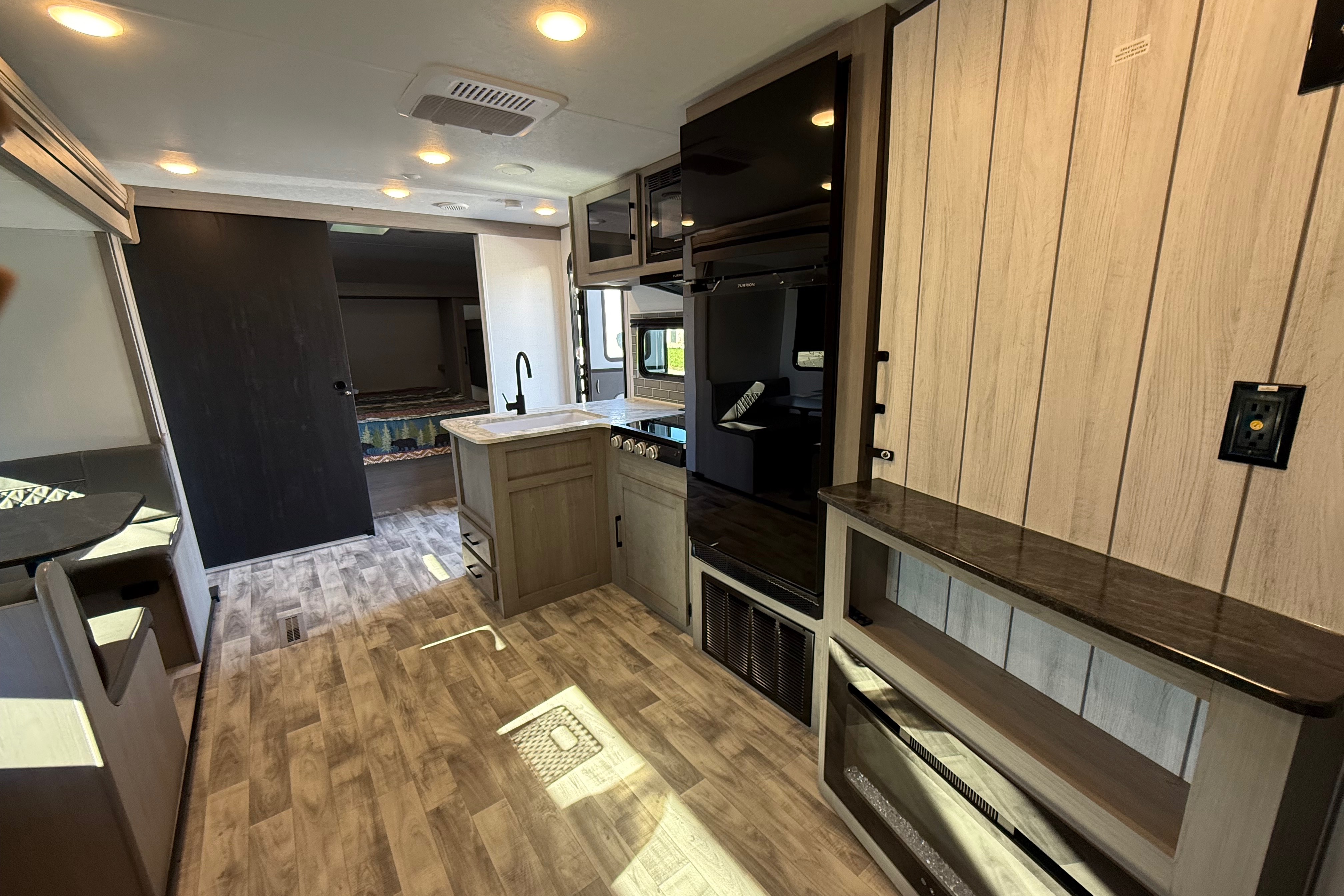 Krista's Dutchmen Kodiak 27SBH Travel Trailer