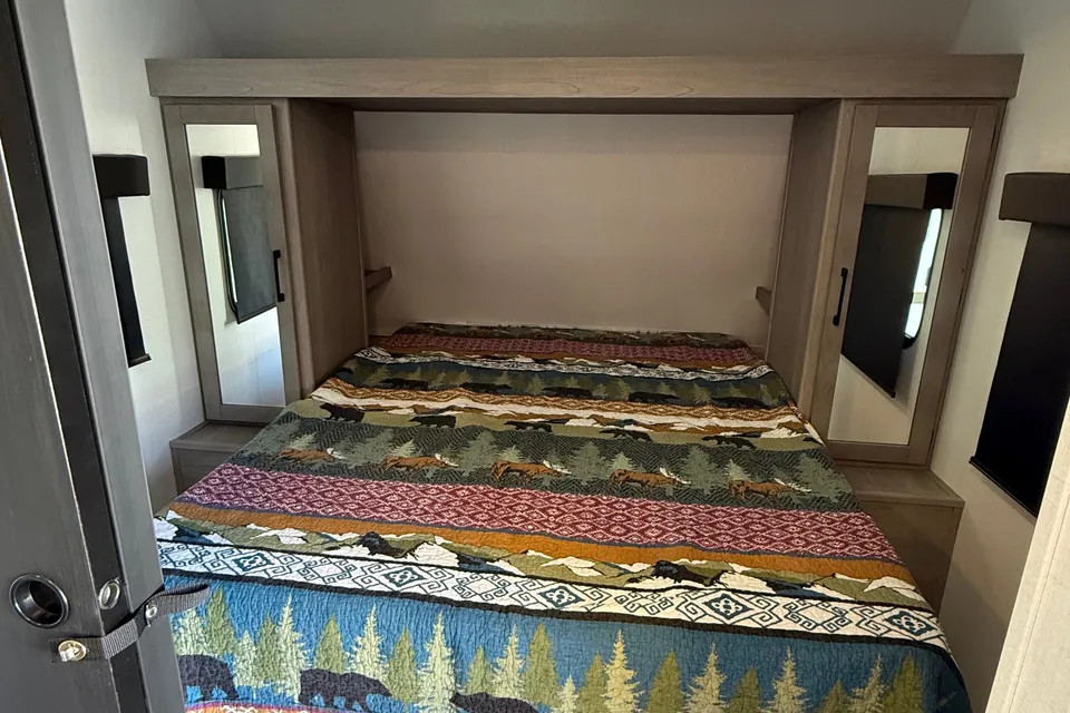 Krista's Dutchmen Kodiak 27SBH Travel Trailer