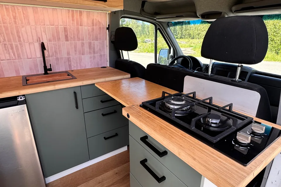 The Alpine Summit Cruiser | 4x4 Sprinter with Rooftop Deck