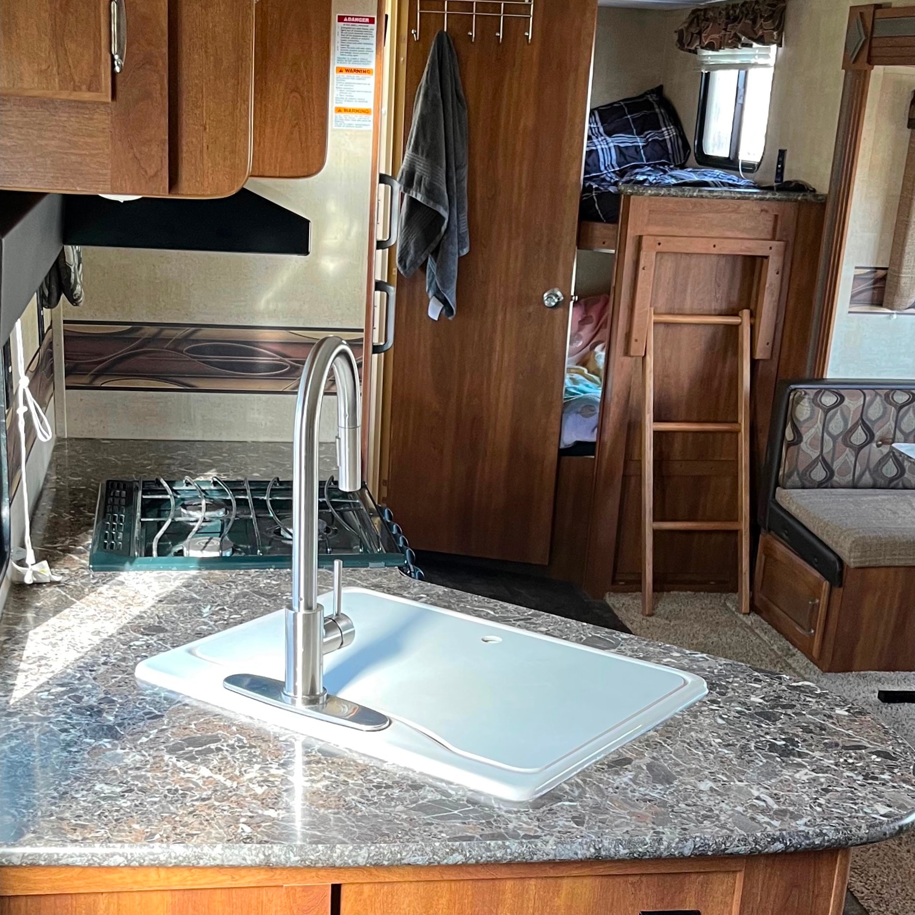 Springdale 282bh Travel Trailer
