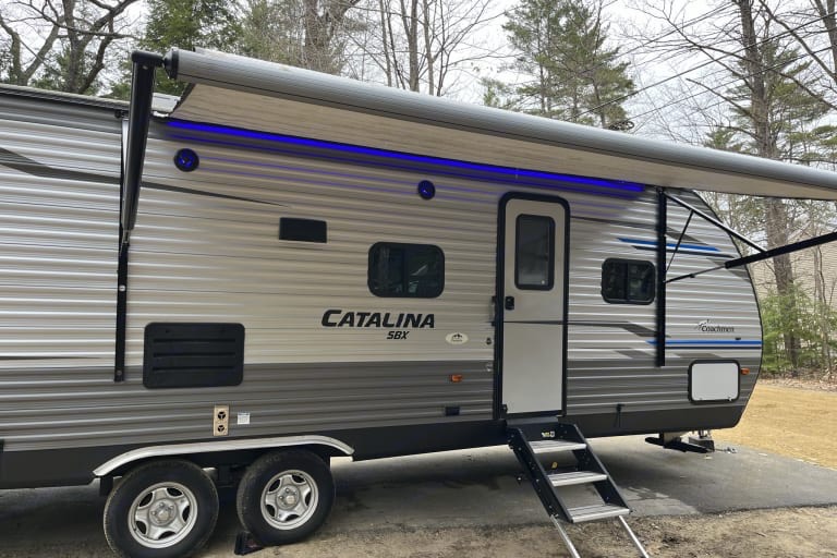 Coachmen Catalina SBX Travel Trailer
