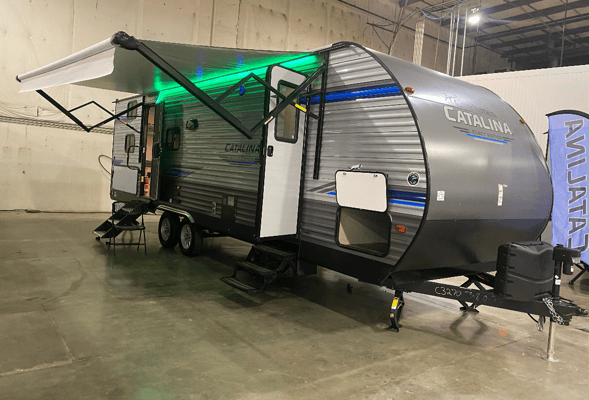 John's Coachmen Catalina Legacy Edition Travel Trailer